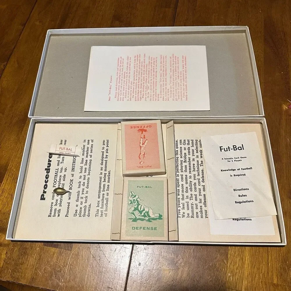 Vintage 1958 Play FUT-BAL Football Card Board Game Complete USA